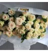 Монобукет из кустовых  роз Кружево 