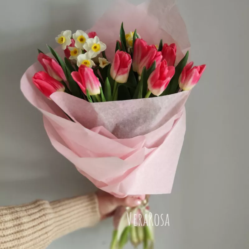 Весенний букет Розовый тюльпан