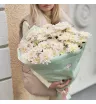 Нежный букет из 15 кустовых хризантем  1