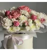 Цветы в шляпной коробке Самой нежной! 2