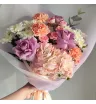 Букет из гортензии и роз  2
