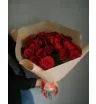 Розы в крафтовой упаковке «VeraRosa»