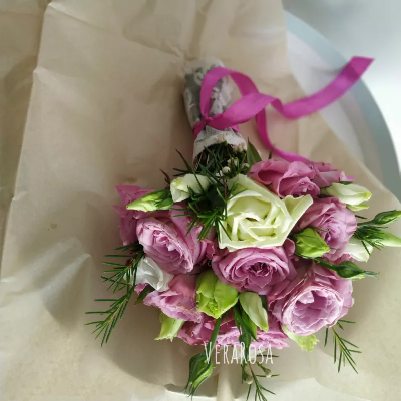 Букет невесты из розовых роз «Нина» 1