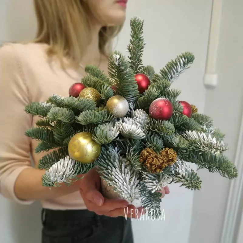 Новогодняя композиция &laquo;Сюрприз&raquo; 1