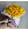 Шляпная коробка из  19 жёлтых роз 2