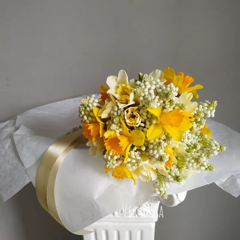Букет невесты из первоцветов «Лили» 2
