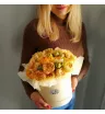 Пионовидные розы в шляпной коробке  1