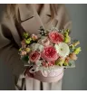 Композиция  в коробке Нежная карамель  1
