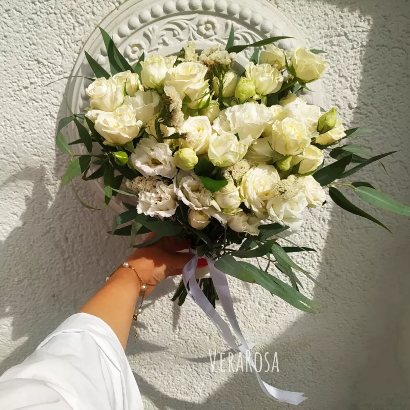 Букет невесты из роз «Лидия» 2